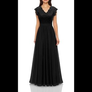 Dressystar Women’s V Neck Sleeveless Lace Bridesmaid Dress Wedding Party Gown